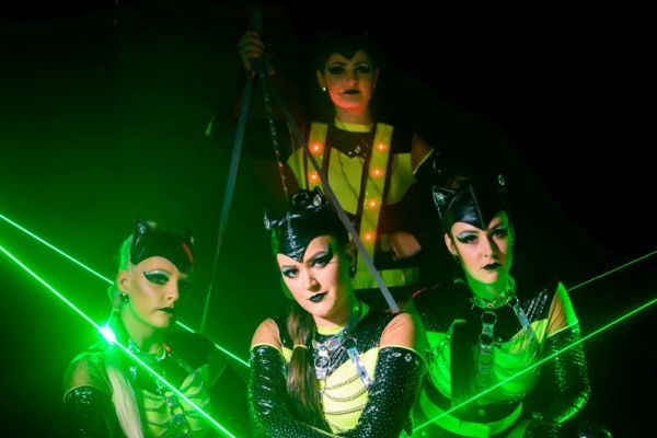 Kleingruppe_IsaVanessaLeaDenise